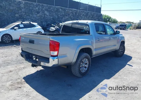 2017 Toyota Tacoma Sr V6 z USA, uszkodzony, nr VIN 3TMCZ5AN3HM120006